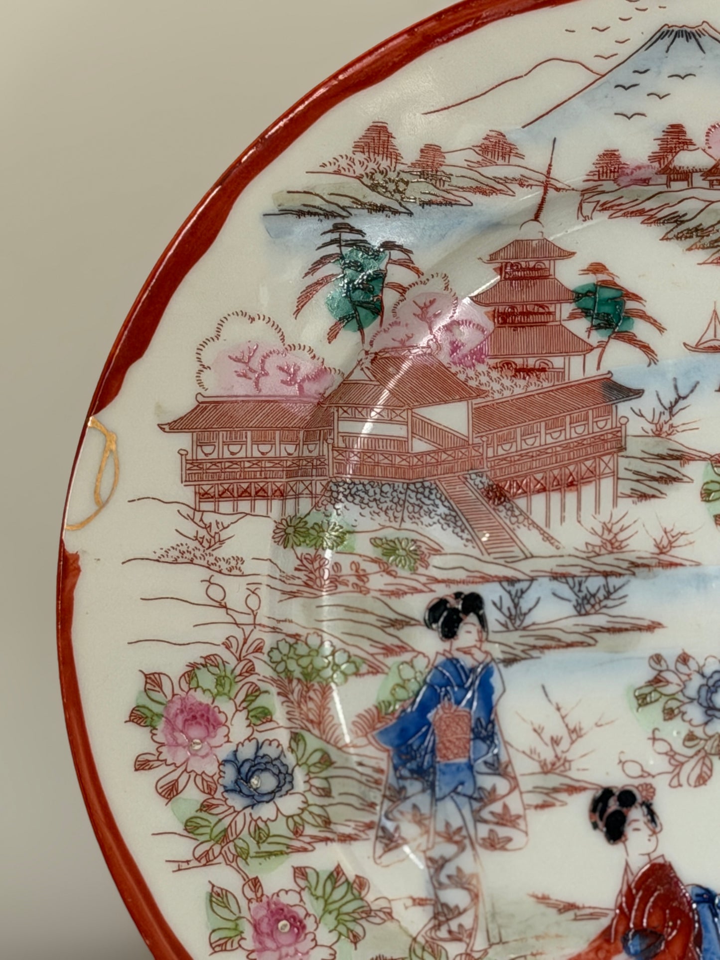 Geisha Garden Plate - Translucent