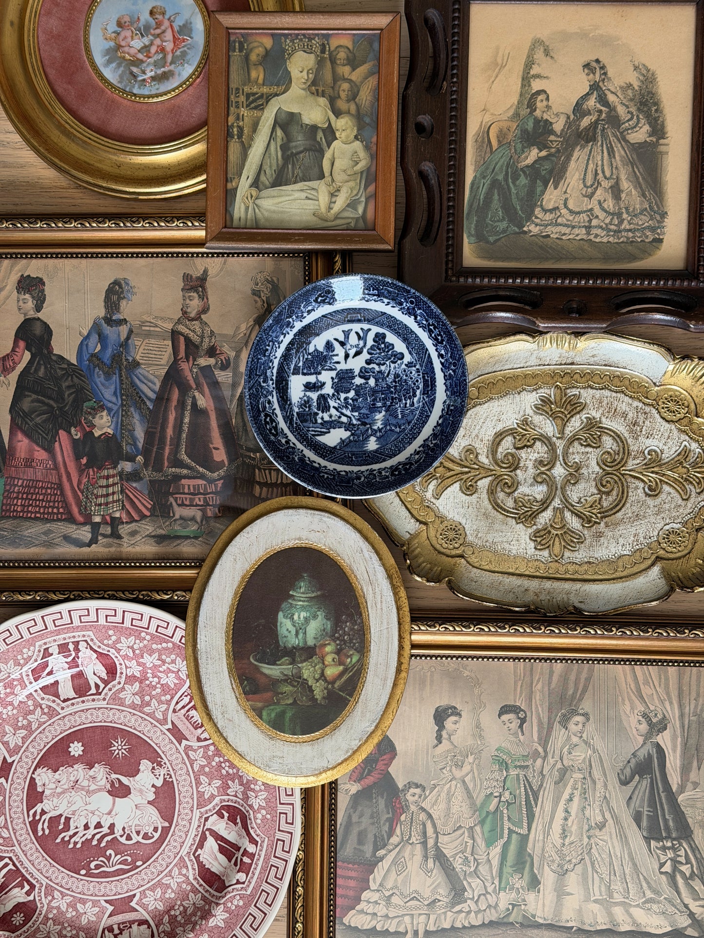 Instant Gallery Wall - Old World Essence