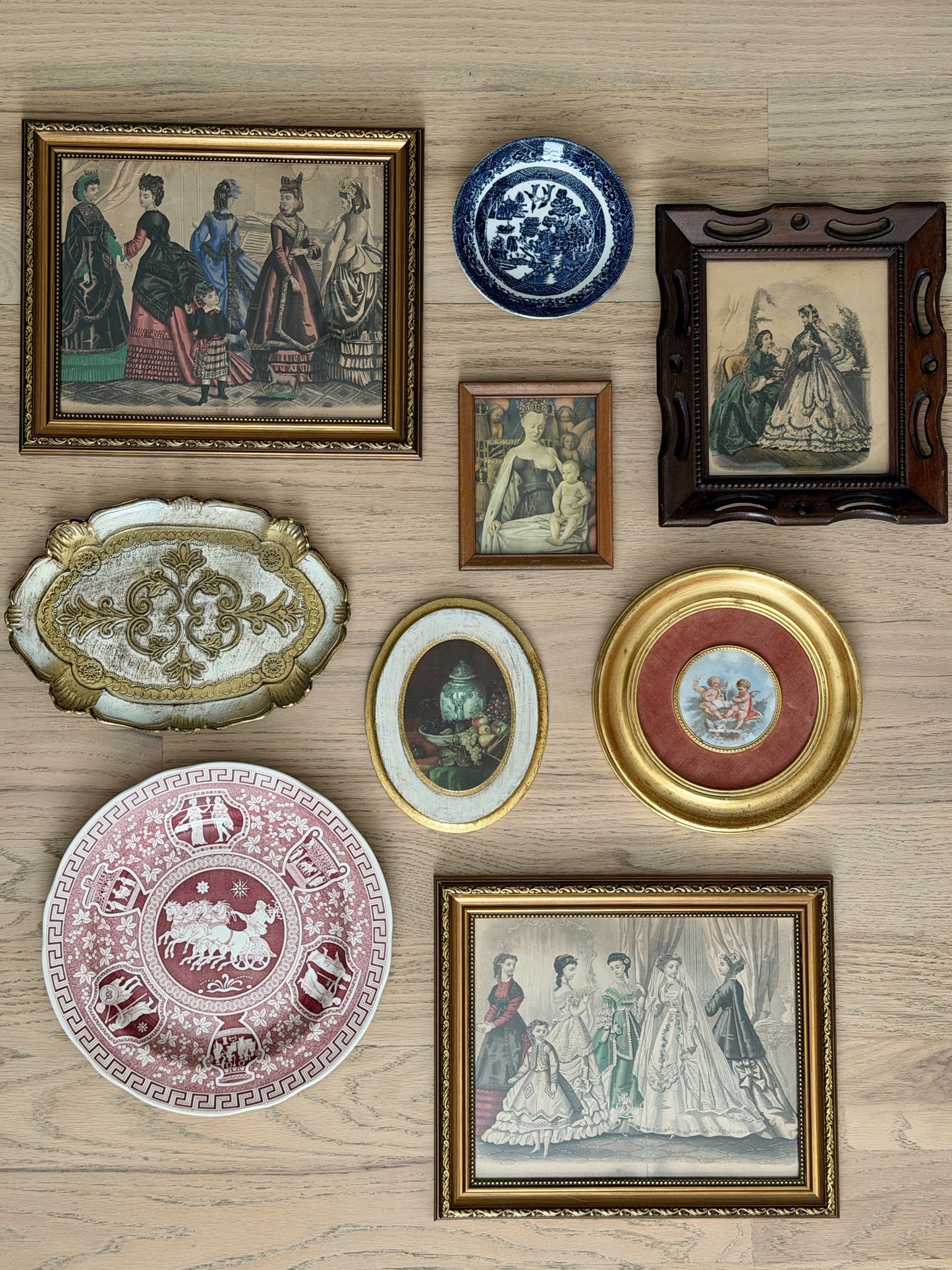 Instant Gallery Wall - Old World Essence