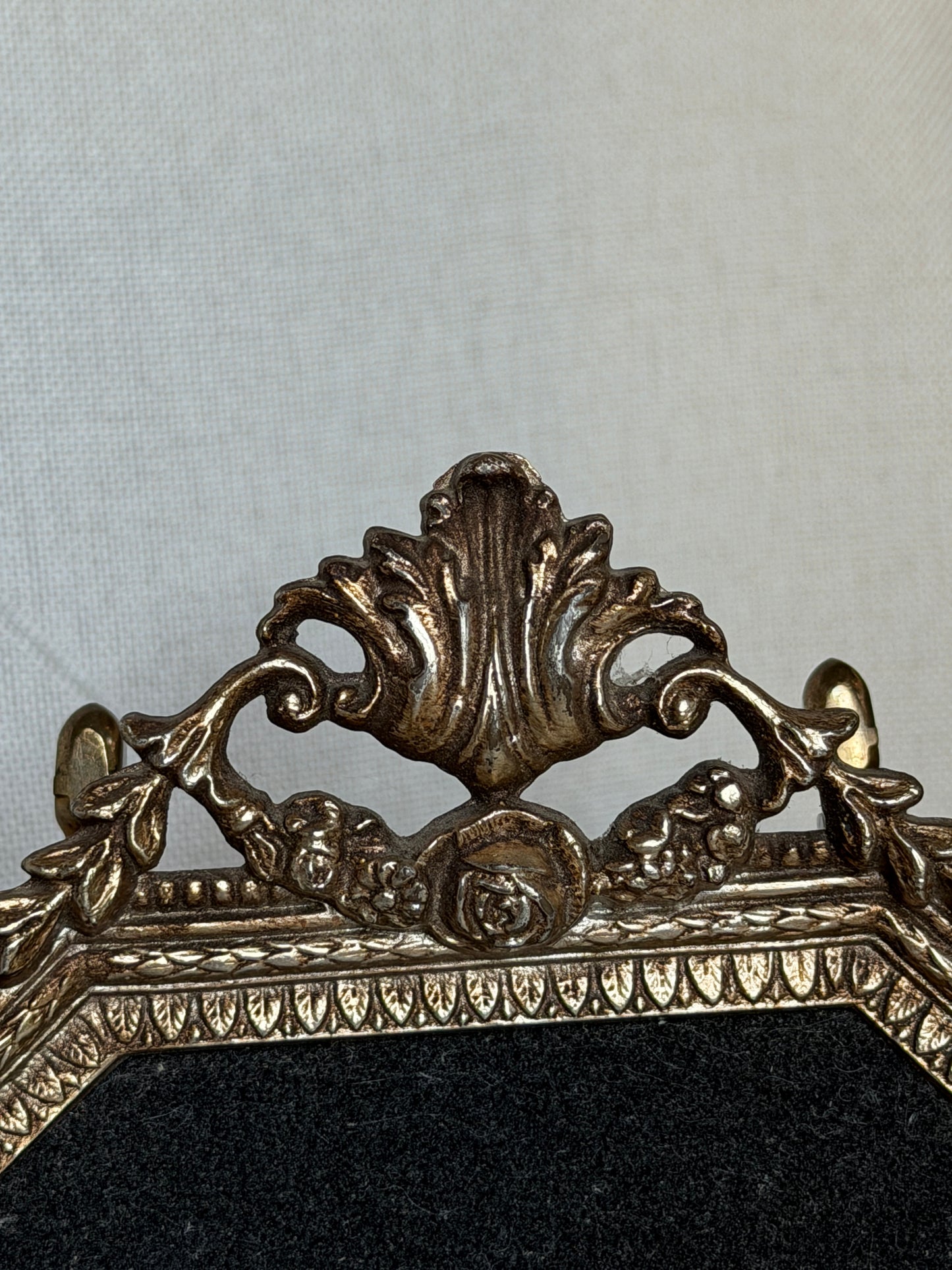 Framed Pink Cameo