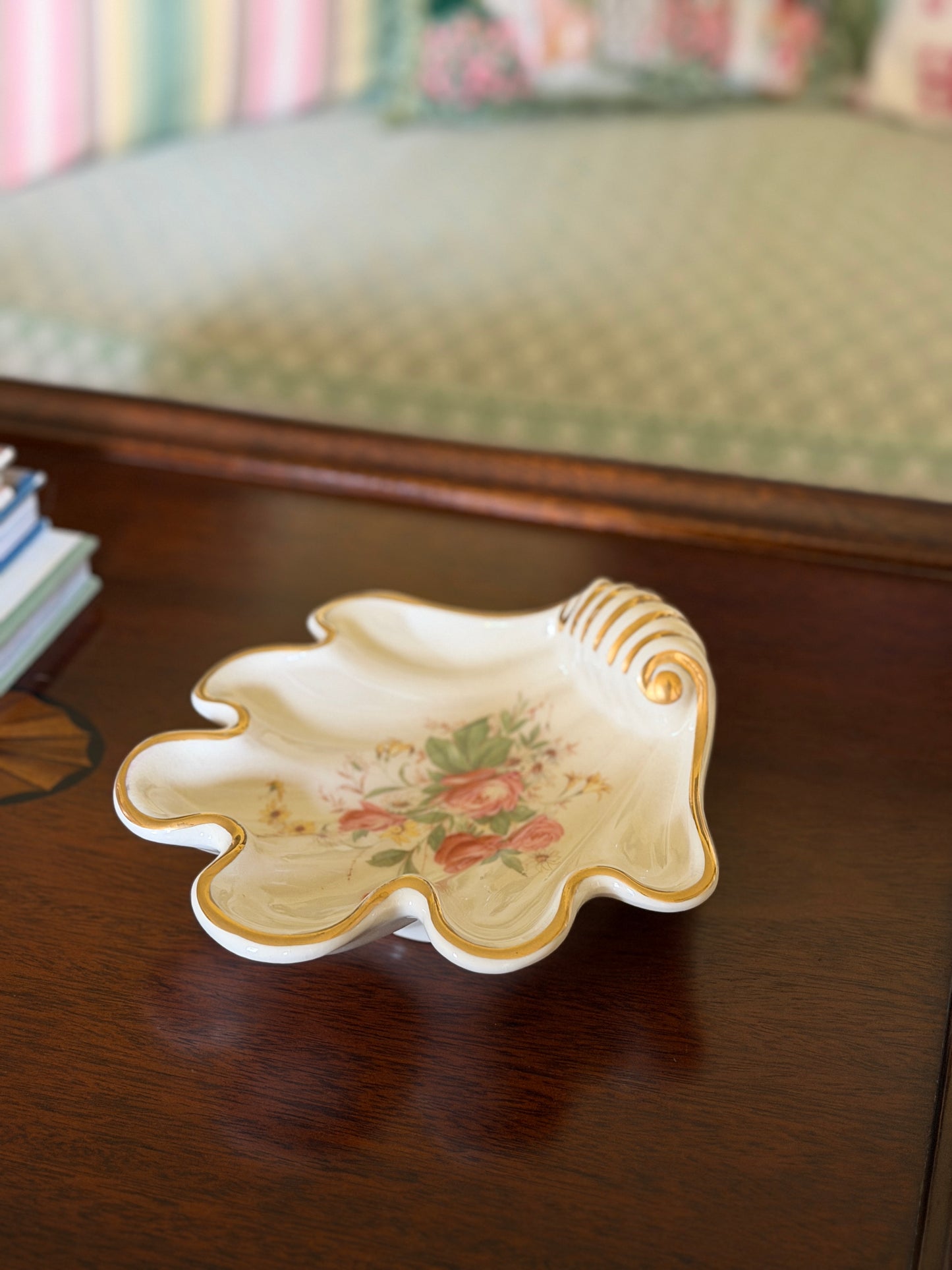 Rose Bouquet Shell Dish — Gilt-Edged Italian Catchall