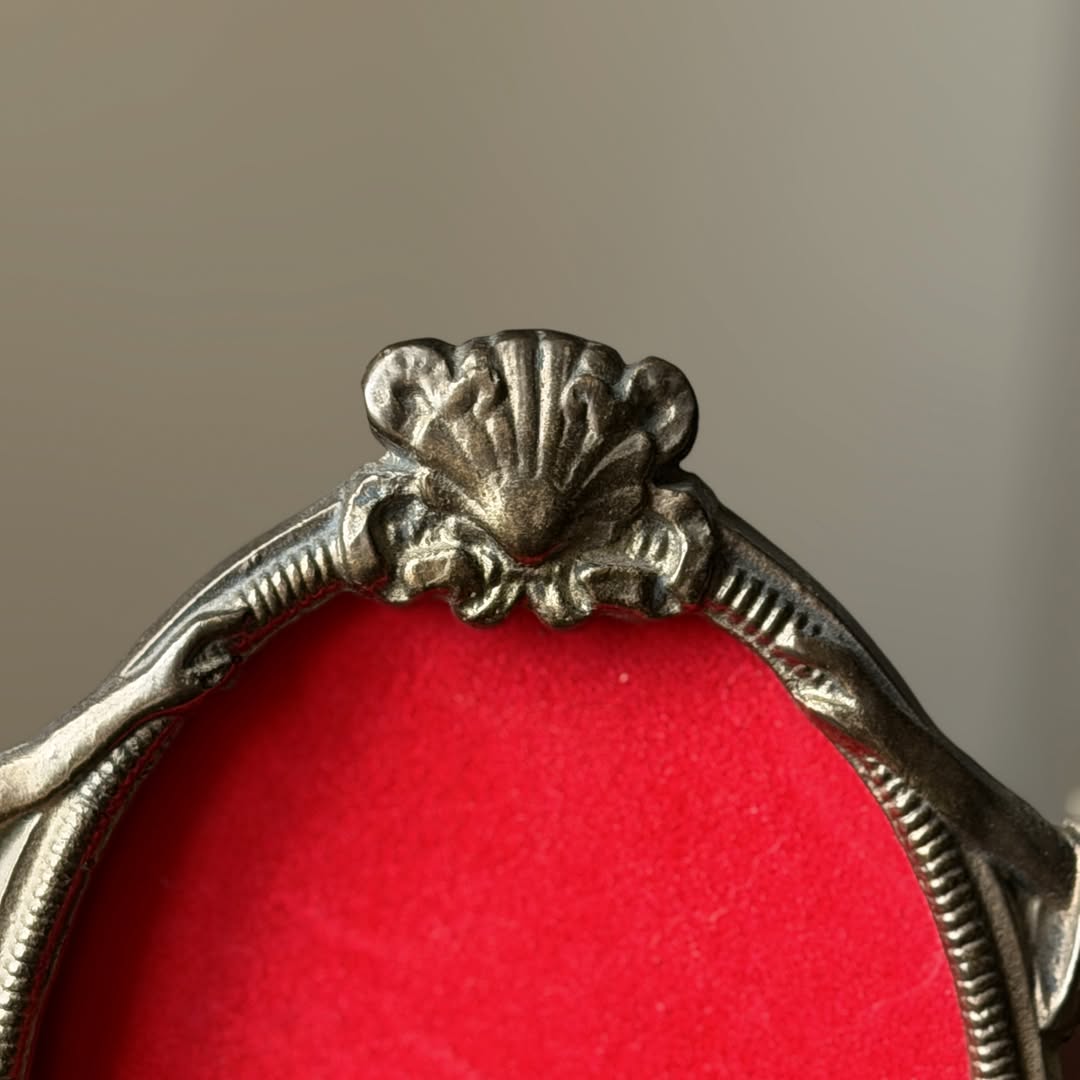 Art Nouveau Figural Brass Easel Frame